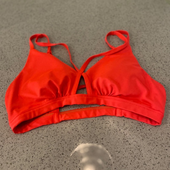 Zumbawear Revolution Bra - Women's US Size M - Picture 2 of 3